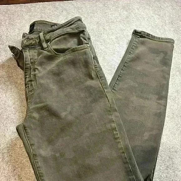 Sanctuary Social Ankle Skinny, Standard Rise, Size 28. Camo Print. - Picture 1 of 9